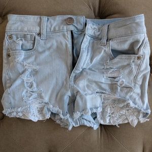 American Eagle woman's distressed jean shorts